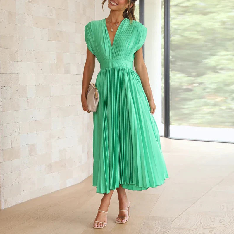 Adele - Maxi dress with V-neck and pleats
