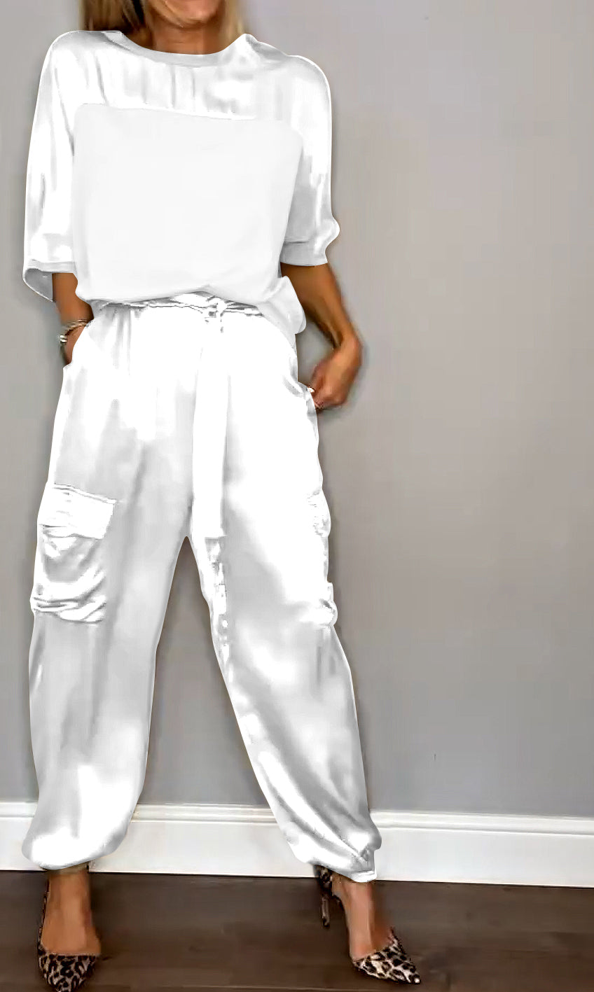 Jette - Satin half-sleeve suit