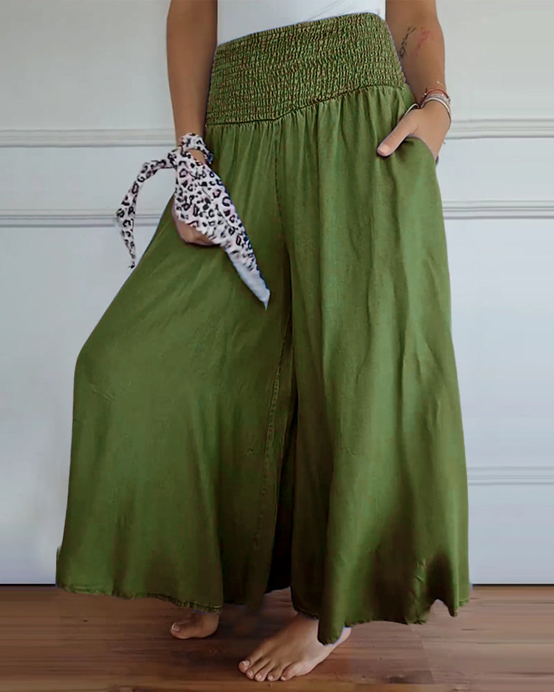 Jade | Trousers with elasticated waist and wide legs