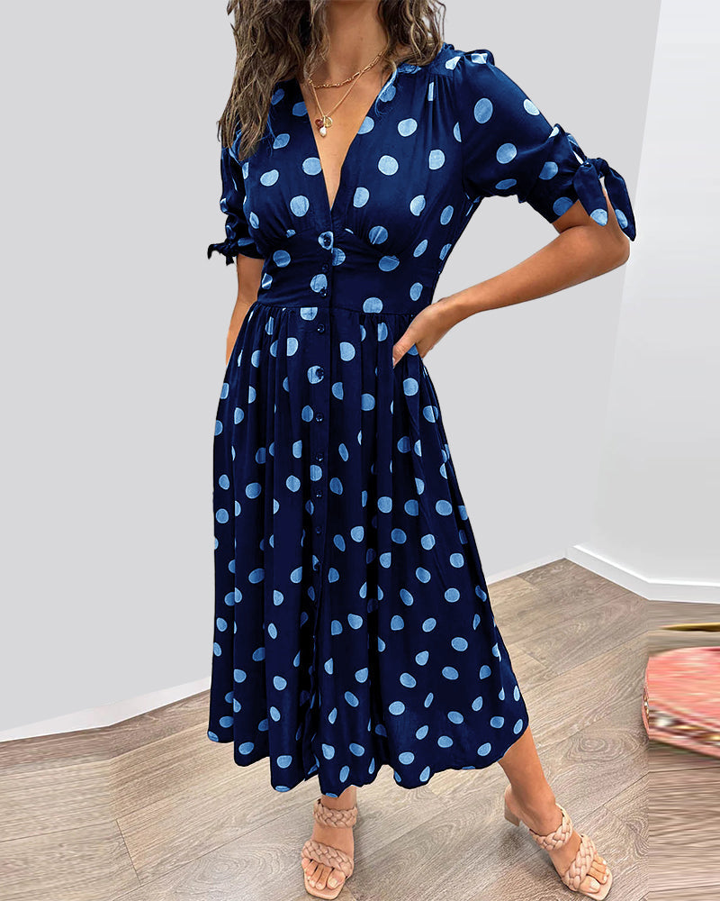 Ragen - Dress with deep V neckline and polka dots