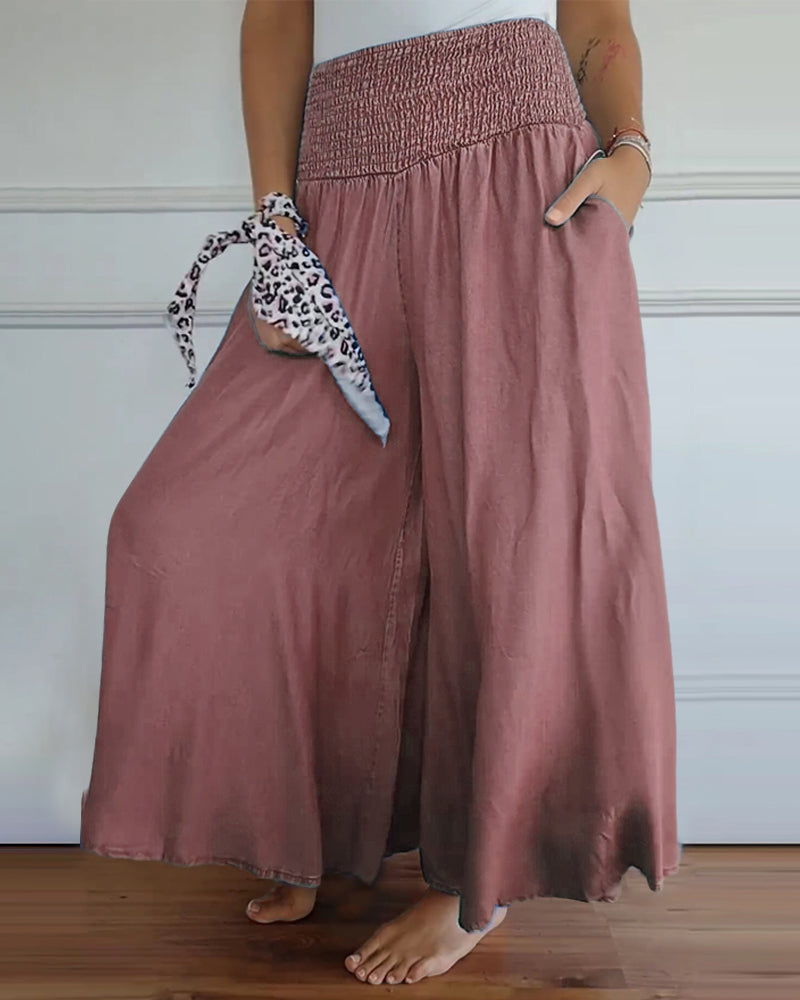 Jade | Trousers with elasticated waist and wide legs