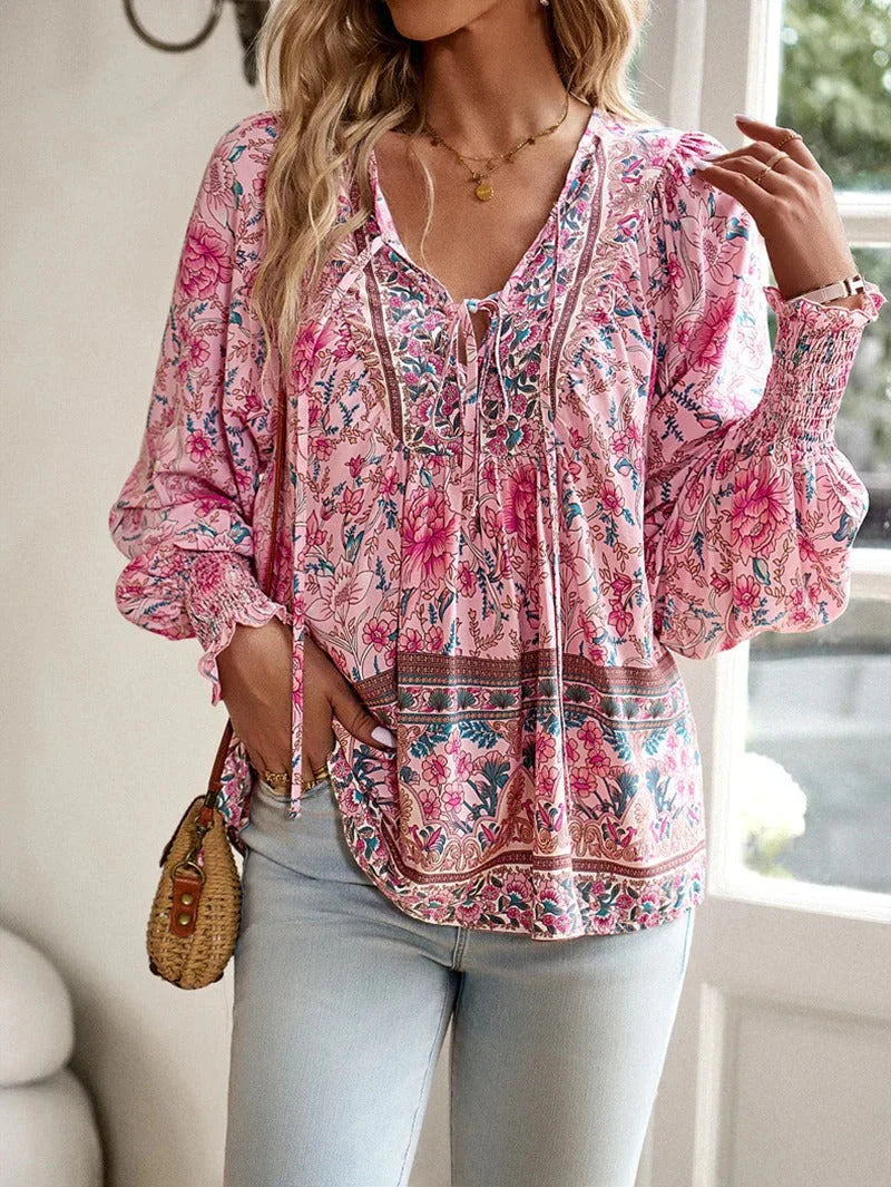 Arya - Elegant blouse with flowers