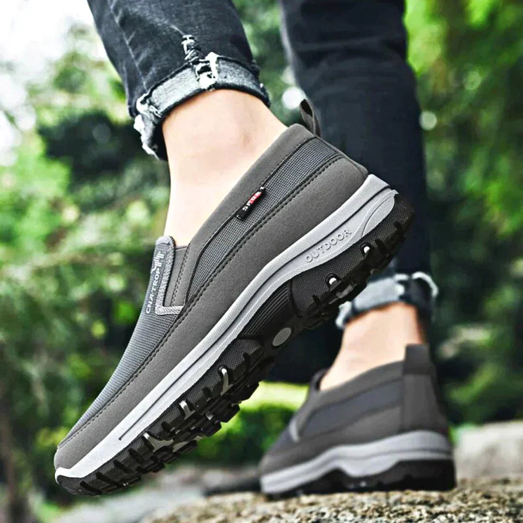 OLIVER™ | ORTHOPEDIC WALKING SHOES