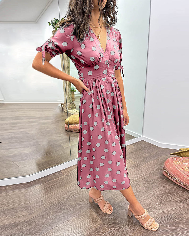 Ragen - Dress with deep V neckline and polka dots