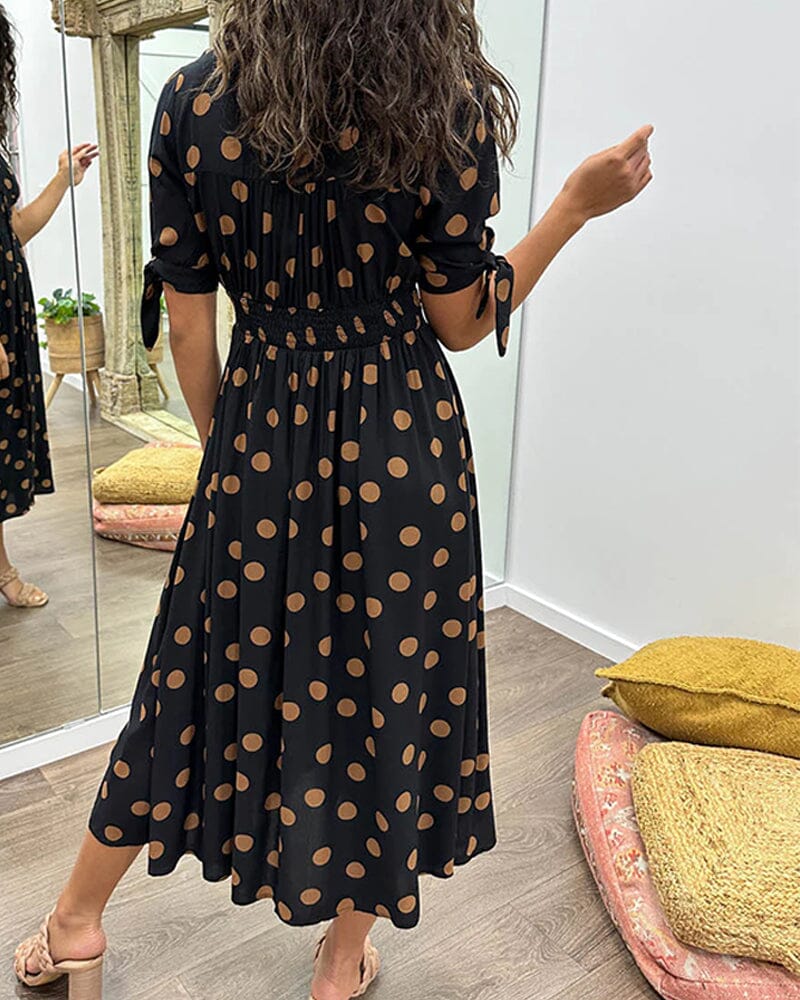 💃Dress with polka dots and deep V-neck