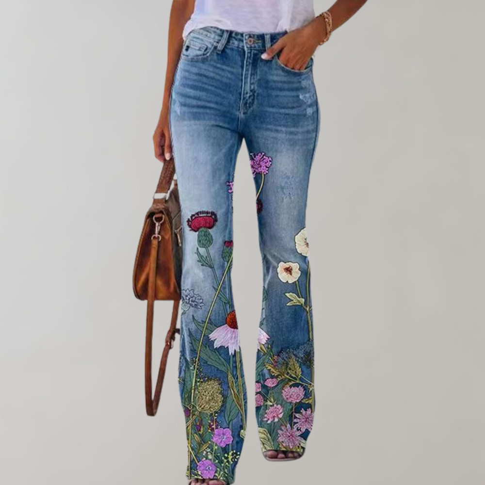 Frida - Super nice flared pants with button placket