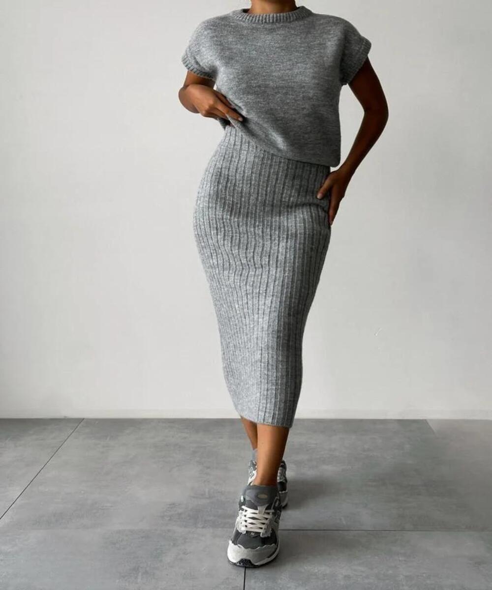 Betty™ Two Piece Set