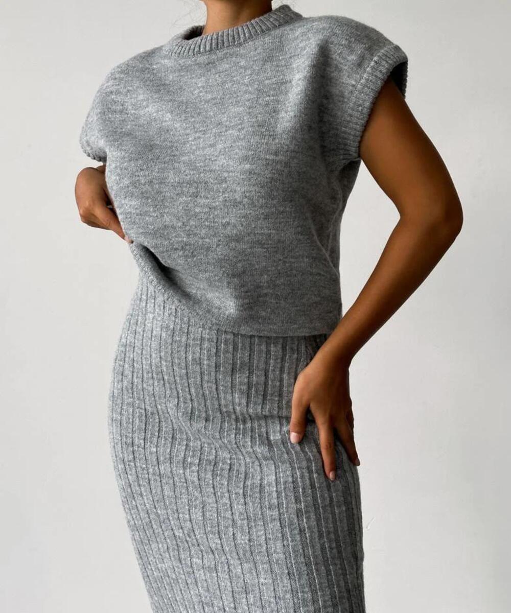 Betty™ Two Piece Set