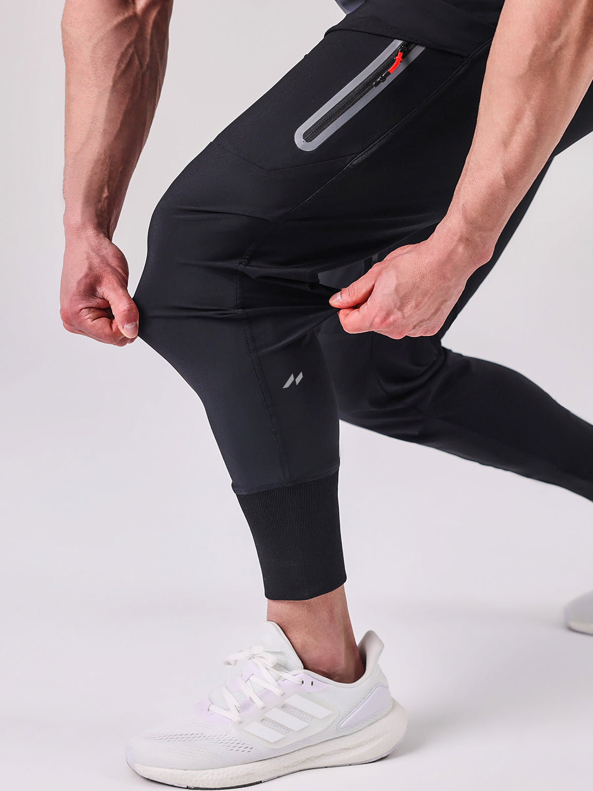 Max - High Rib Cargo Jogger Athletic Pants