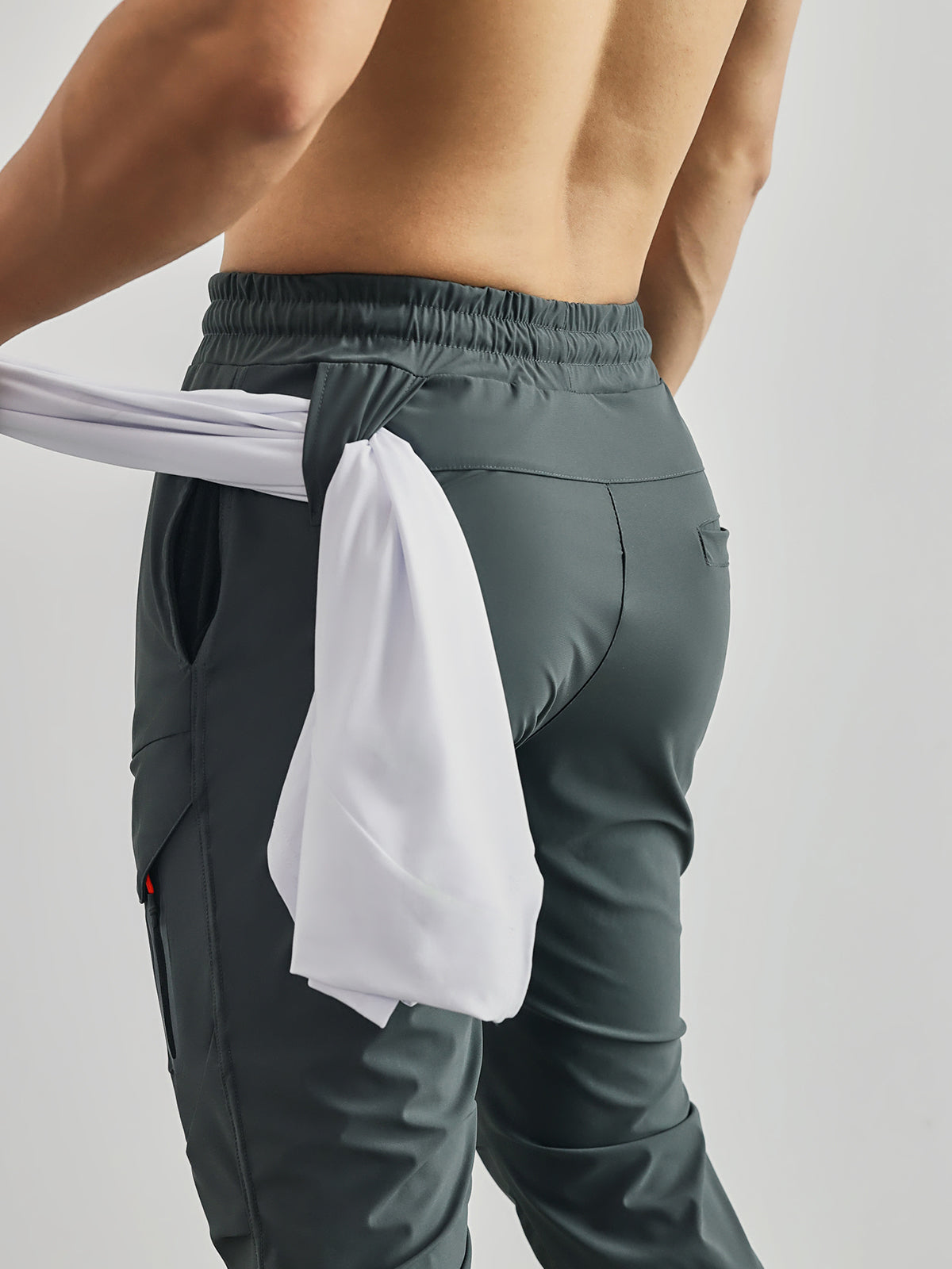 Max - High Rib Cargo Jogger Athletic Pants