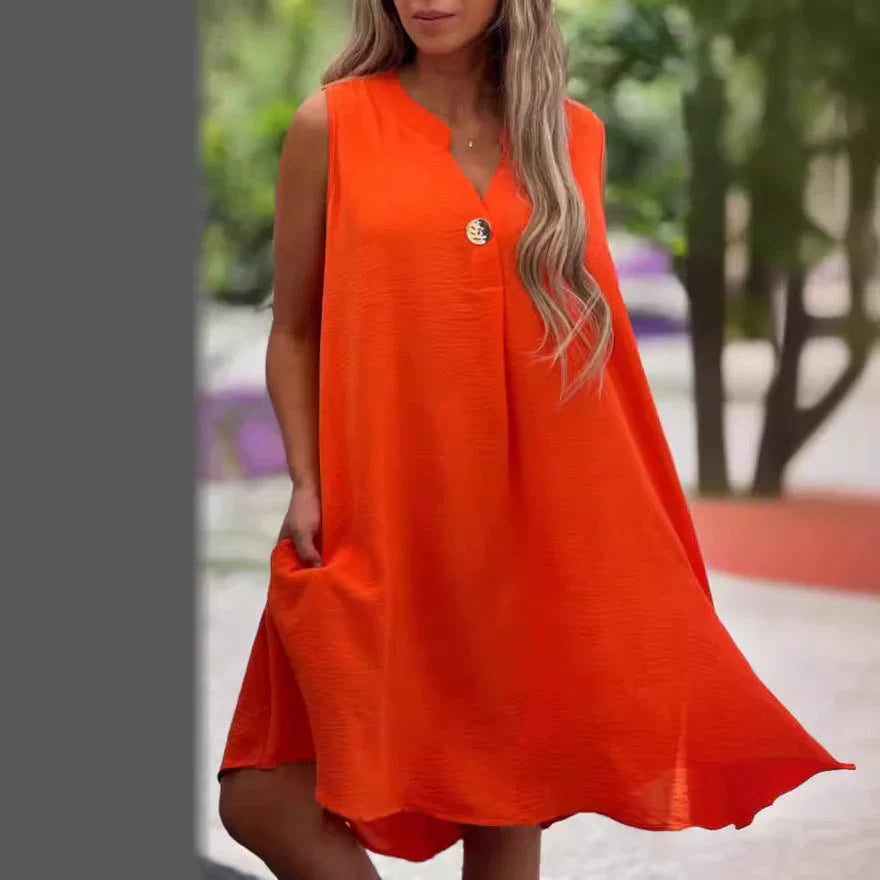 Sleeveless V-neck dress in solid colours with button trim