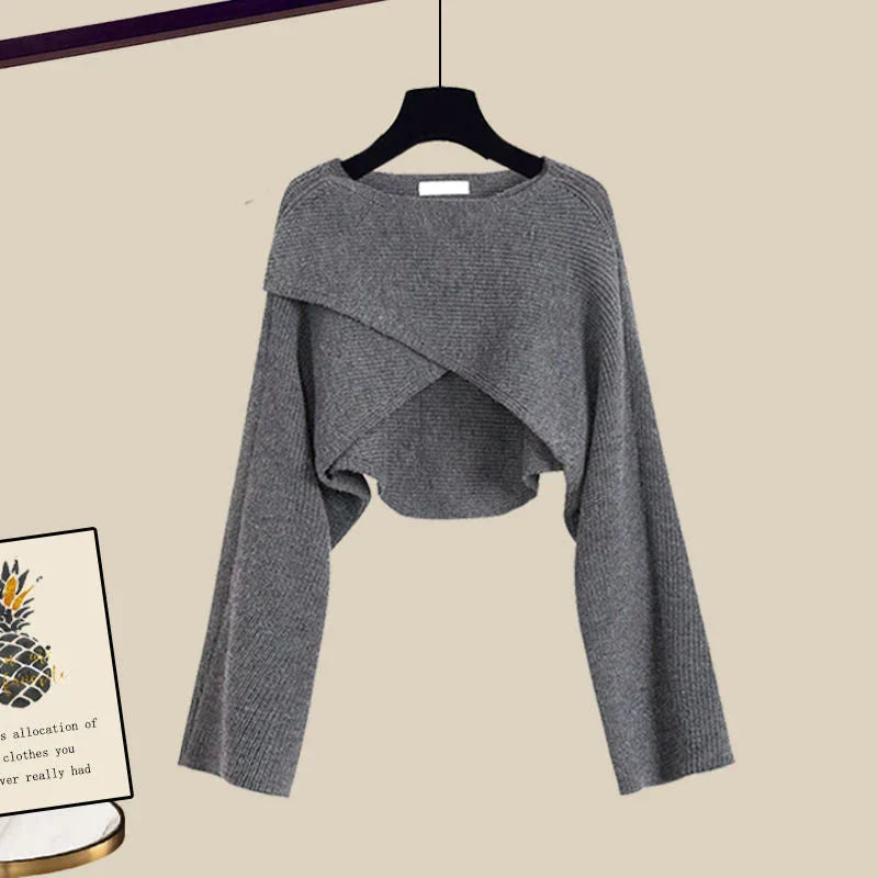 MIA – Comfortable, soft three-piece set with long sleeves